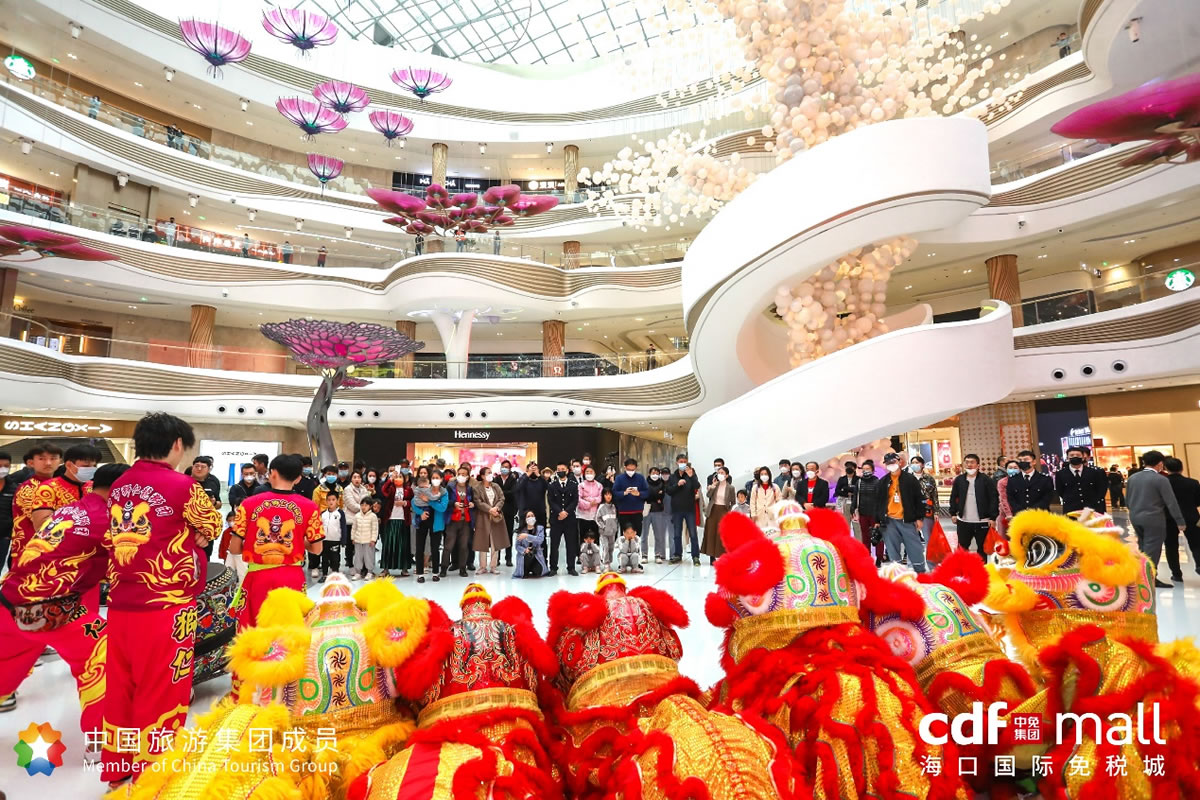 踐行“誠(chéng)信經(jīng)營(yíng)、優(yōu)質(zhì)服務(wù)”理念 中免集團(tuán)行穩(wěn)致遠(yuǎn)